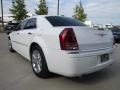 Bright White - 300 C HEMI Photo No. 8