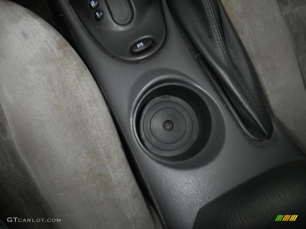 2002 Alero GL Sedan - Onyx Black / Pewter photo #13