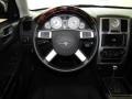 Bright White - 300 C HEMI Photo No. 13