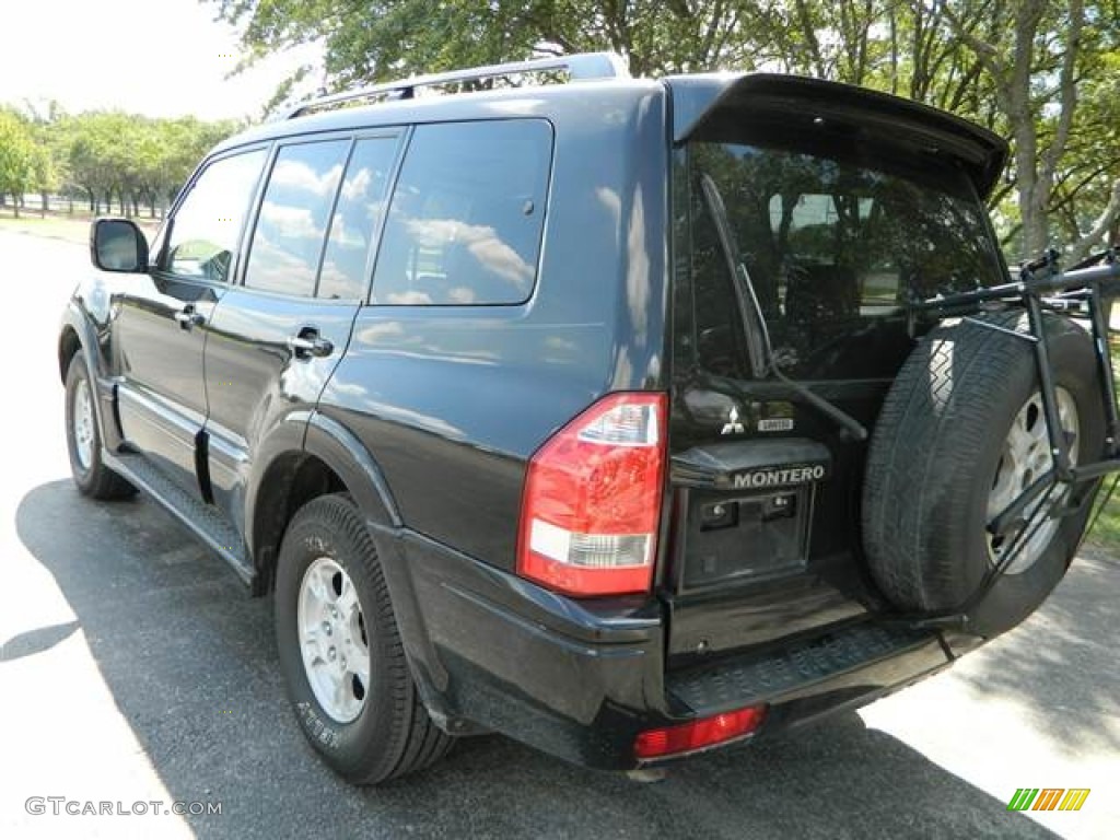 2003 Montero Limited 4x4 - Solano Black Pearl / Charcoal photo #7