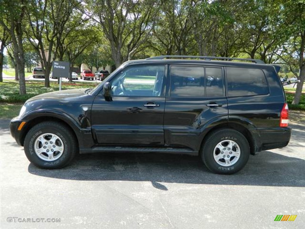 2003 Montero Limited 4x4 - Solano Black Pearl / Charcoal photo #8