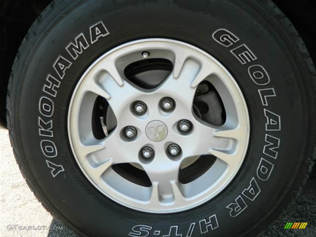 2003 Montero Limited 4x4 - Solano Black Pearl / Charcoal photo #9