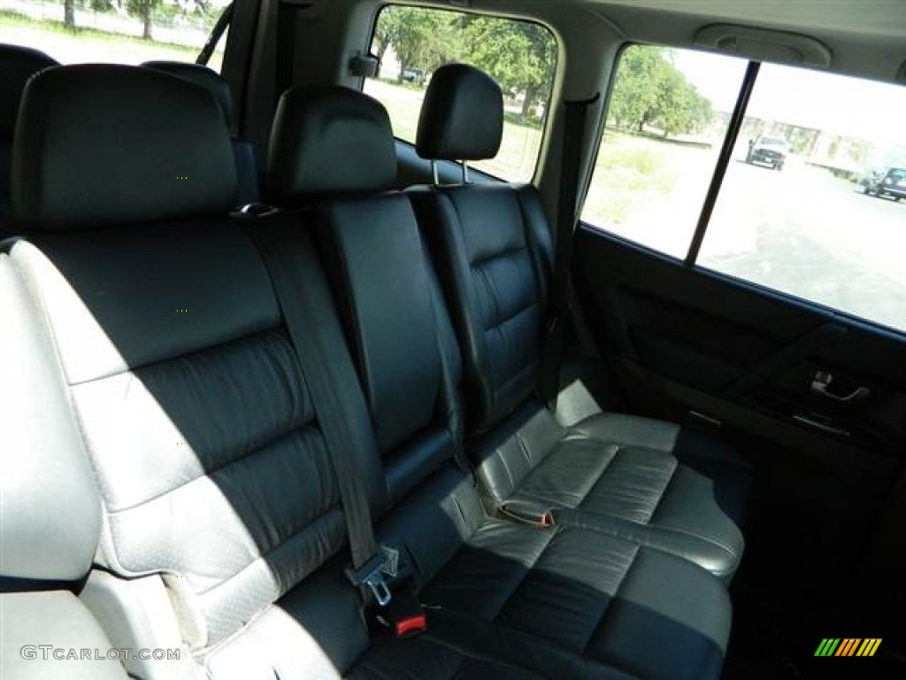 2003 Montero Limited 4x4 - Solano Black Pearl / Charcoal photo #16