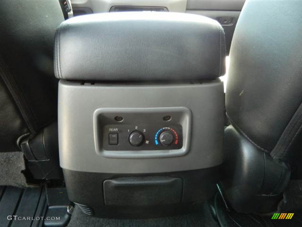 2003 Montero Limited 4x4 - Solano Black Pearl / Charcoal photo #21