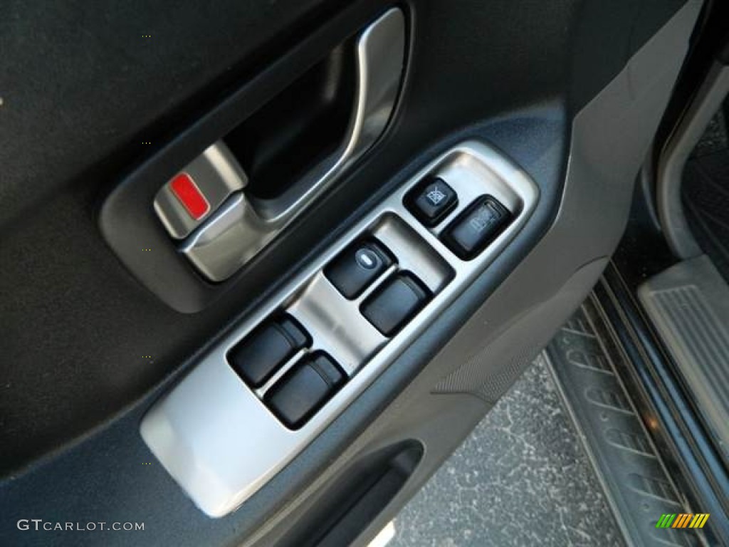 2003 Montero Limited 4x4 - Solano Black Pearl / Charcoal photo #25