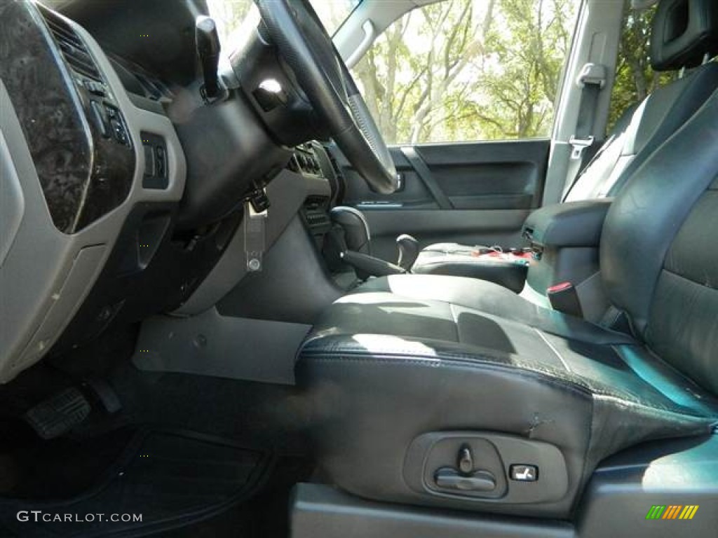 2003 Montero Limited 4x4 - Solano Black Pearl / Charcoal photo #26