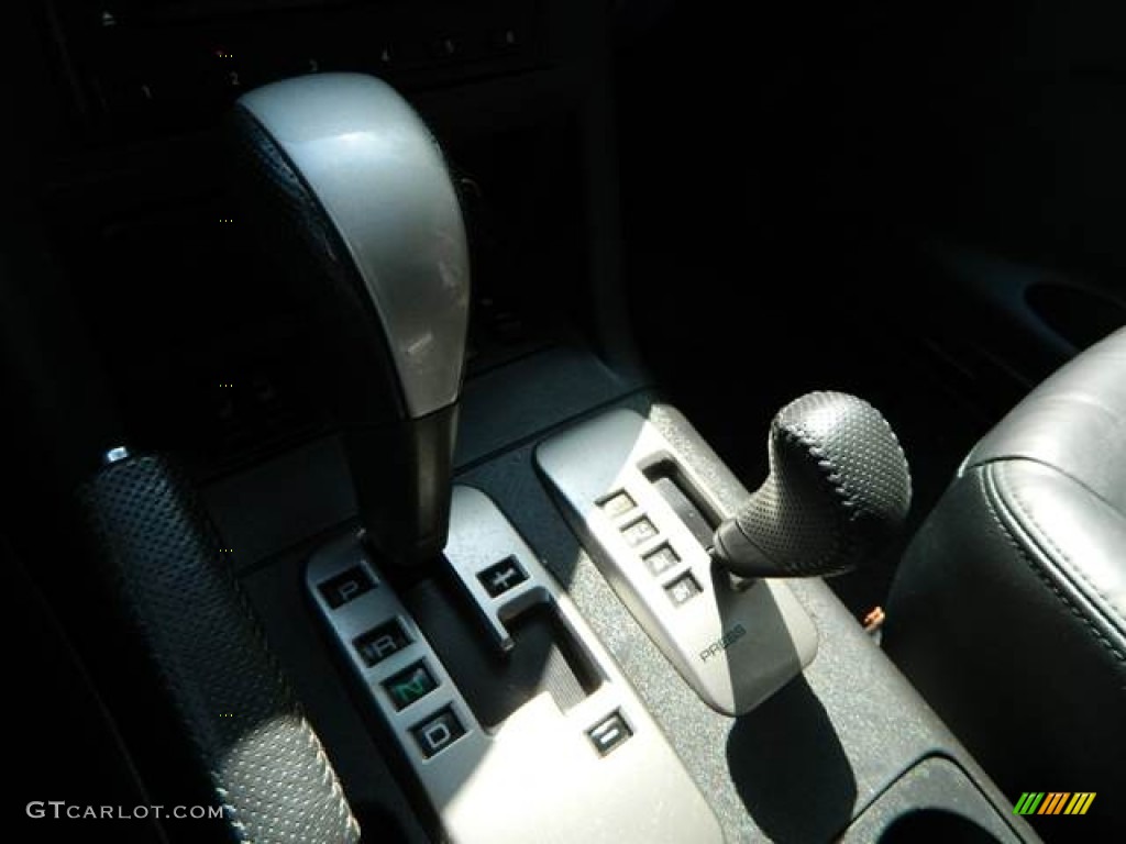 2003 Montero Limited 4x4 - Solano Black Pearl / Charcoal photo #28