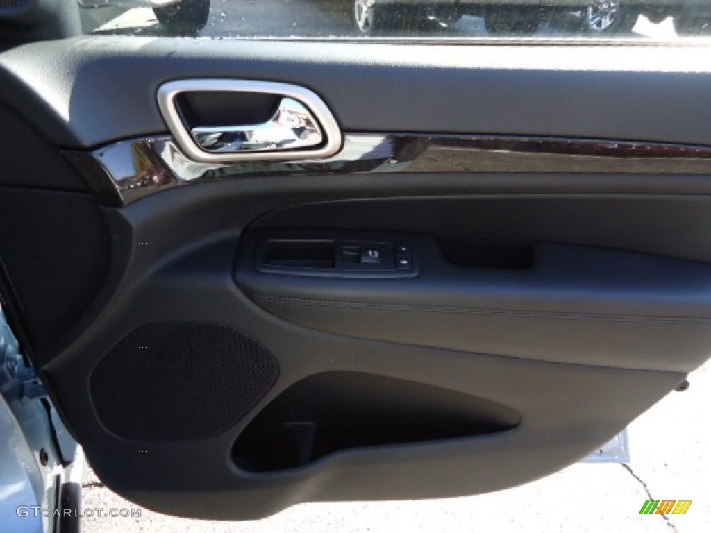 2013 Grand Cherokee Laredo X Package 4x4 - Winter Chill Pearl / Black photo #6