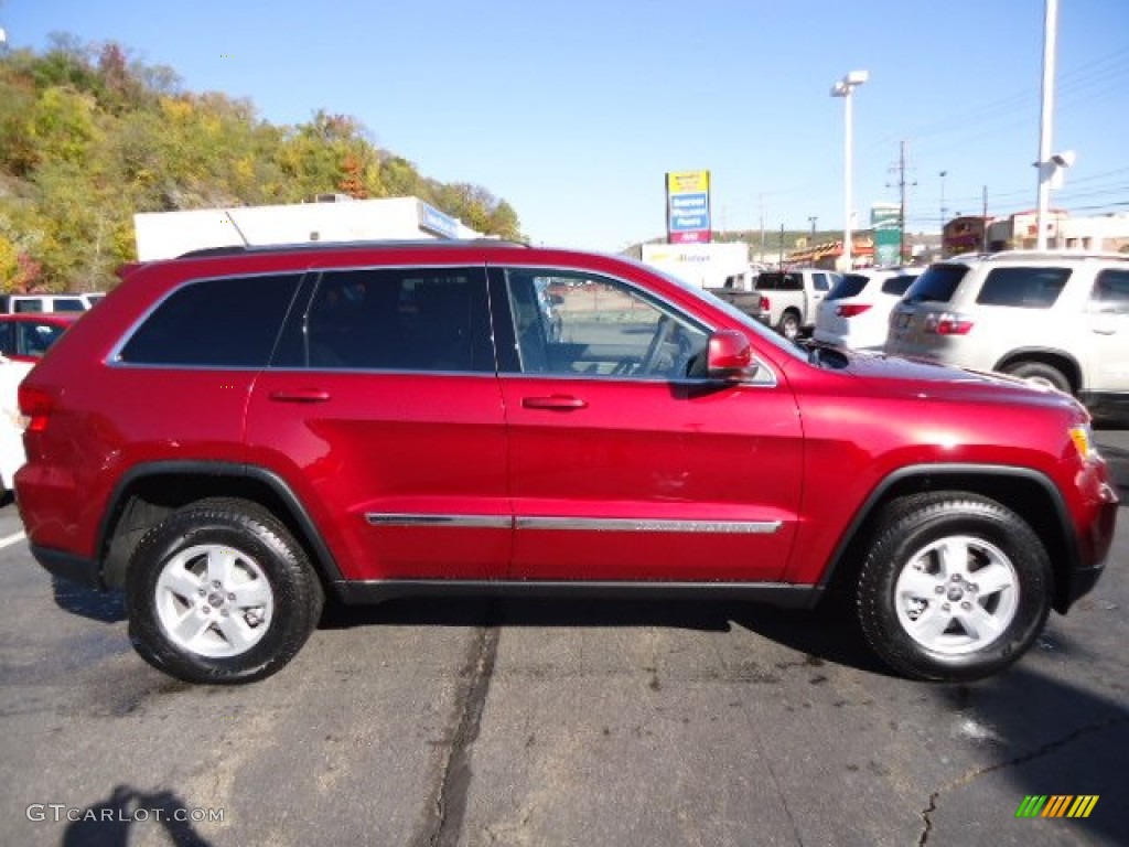 2013 Grand Cherokee Laredo 4x4 - Deep Cherry Red Crystal Pearl / Dark Graystone/Medium Graystone photo #4