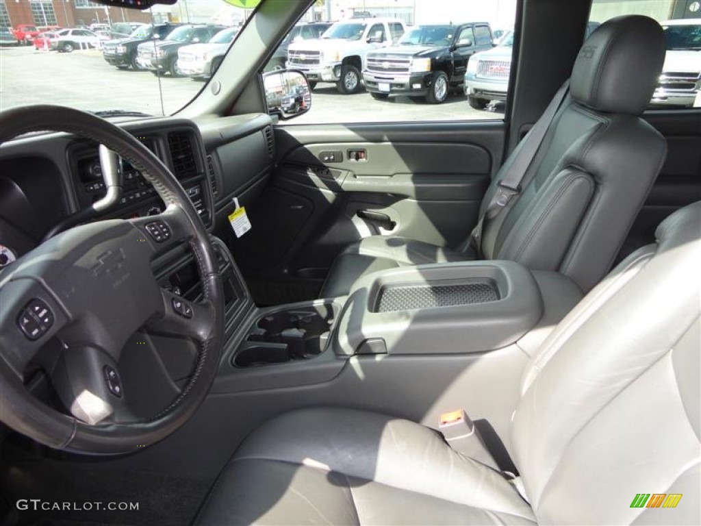 Dark Charcoal Interior 2004 Chevrolet Silverado 1500 SS Extended Cab AWD Photo #72475867