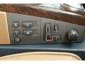 Dark Blue/Natural Brown Controls Photo for 2004 BMW 7 Series #72476968