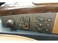 Dark Blue/Natural Brown Controls Photo for 2004 BMW 7 Series #72476995