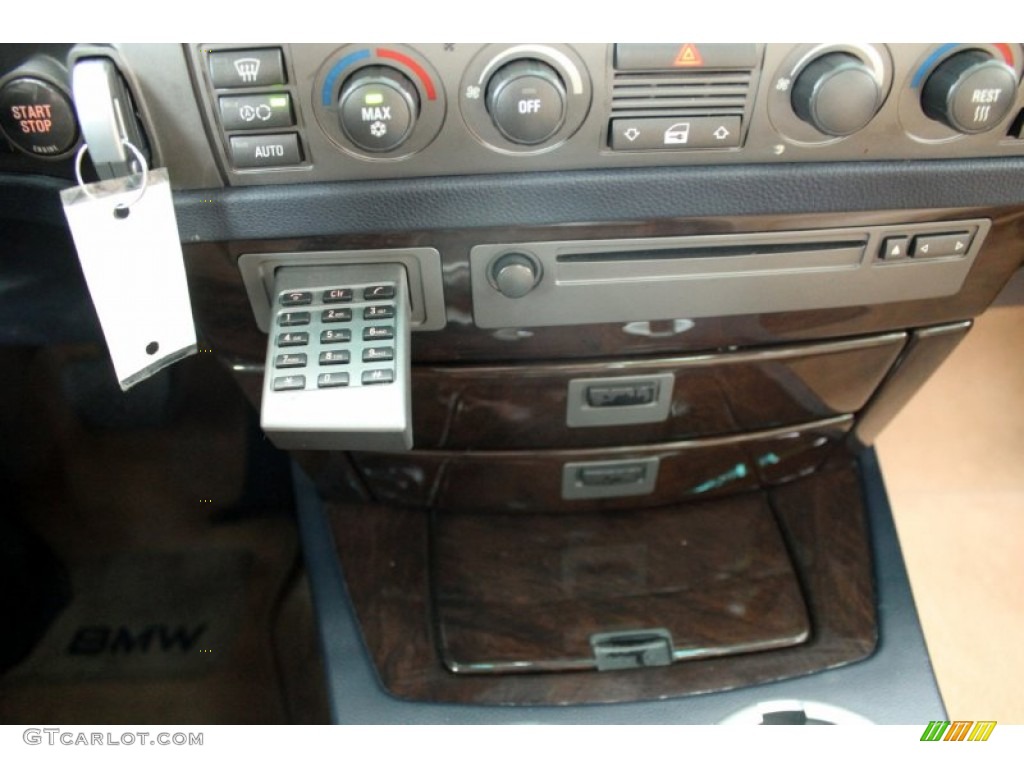 2004 BMW 7 Series 745Li Sedan Controls Photo #72477133