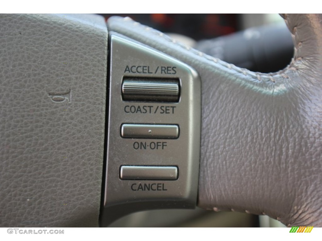2003 Infiniti G 35 Sedan Controls Photo #72477926