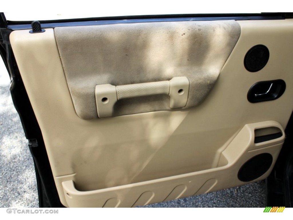2004 Land Rover Discovery SE7 Tundra Grey Door Panel Photo #72479992