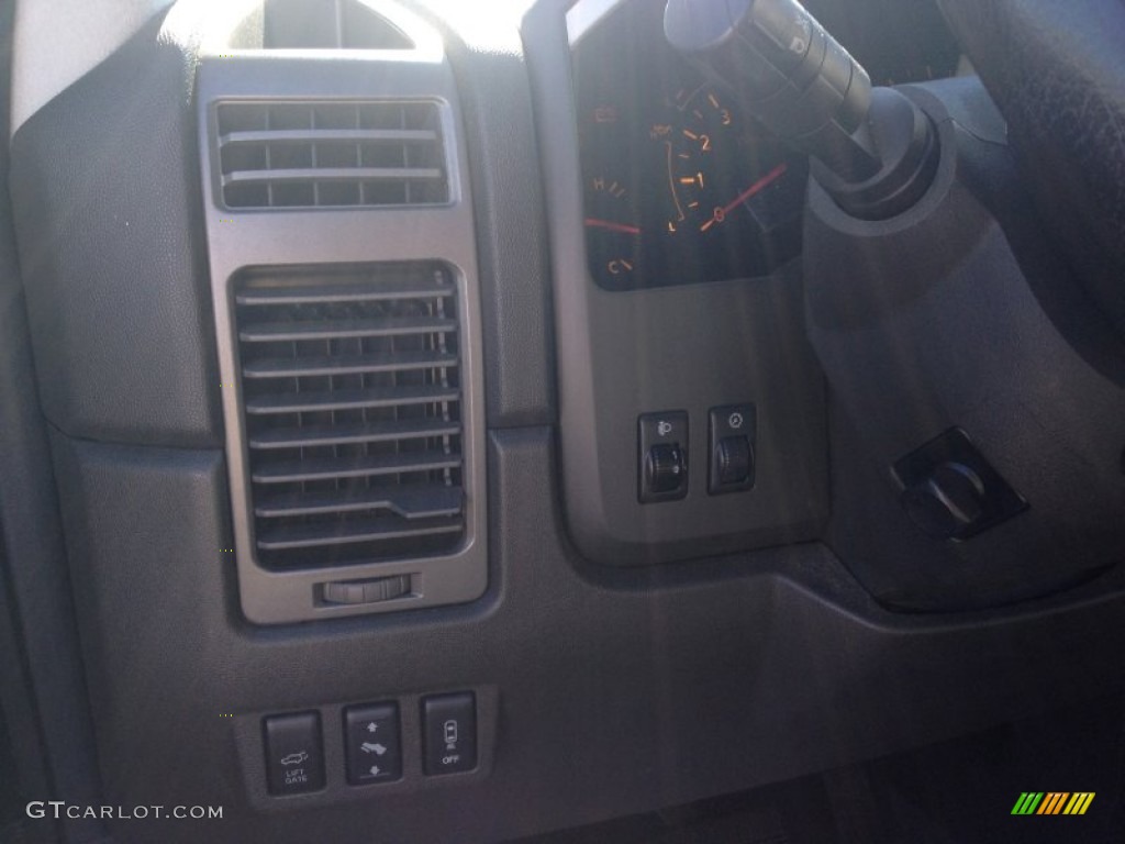 2006 QX 56 - Liquid Onyx / Graphite photo #34
