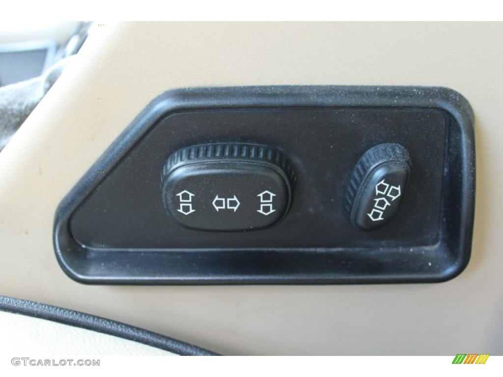 2004 Land Rover Discovery SE7 Controls Photo #72480817