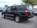 Brilliant Black Crystal Pearl - Commander Overland 4x4 Photo No. 5