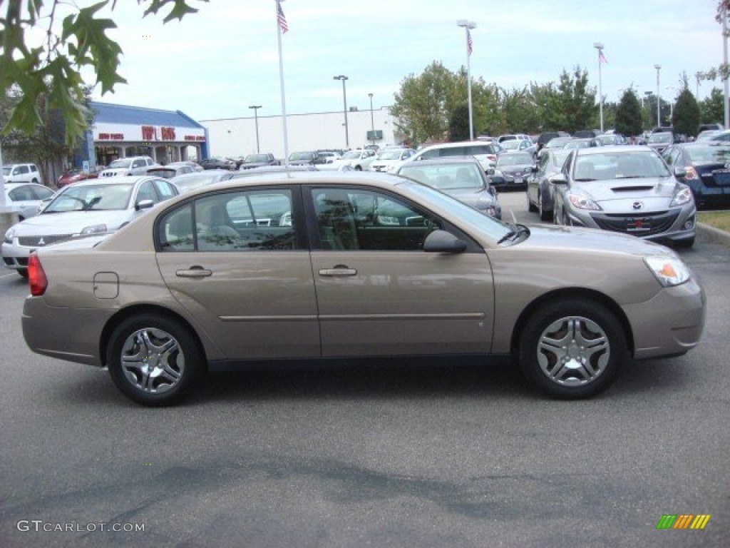 2007 Malibu LS V6 Sedan - Amber Bronze Metallic / Cashmere Beige photo #3