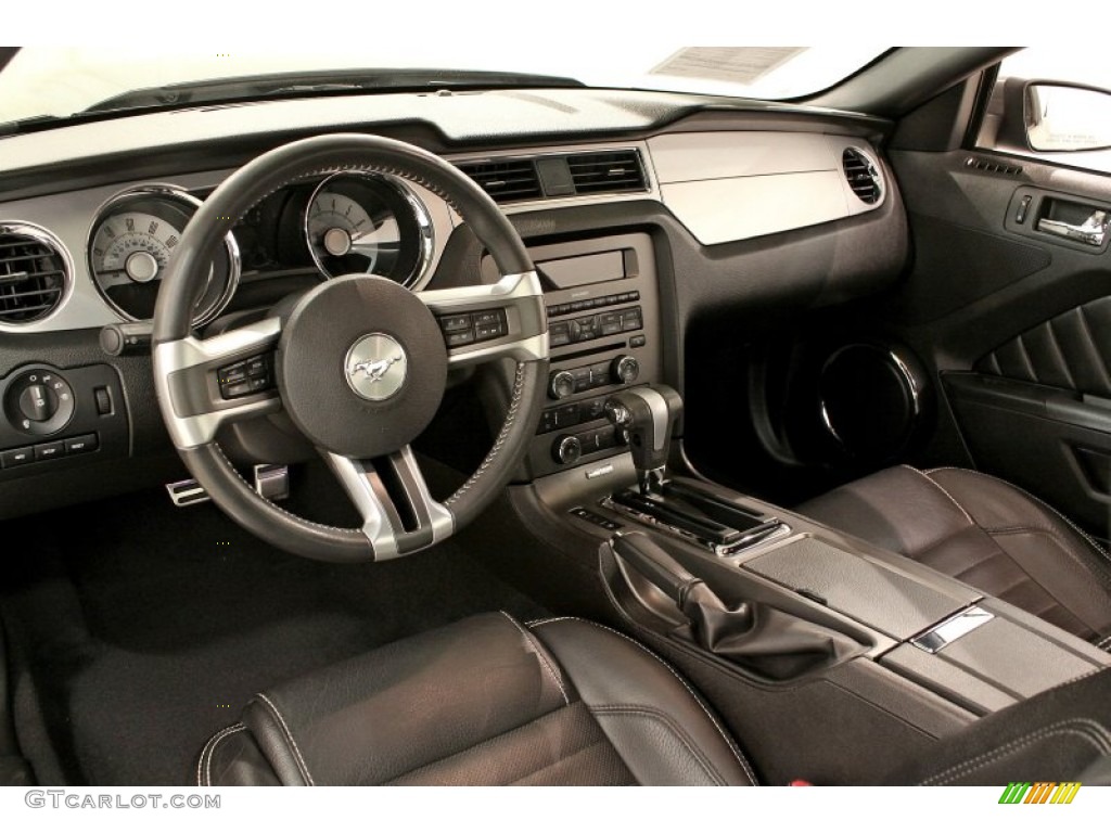 Charcoal Black Interior 2010 Ford Mustang V6 Premium Coupe Photo #72485392