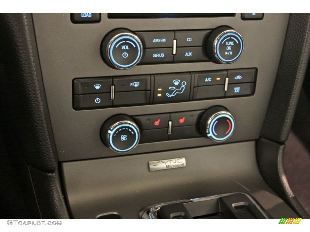 2010 Ford Mustang V6 Premium Coupe Controls Photo #72485527