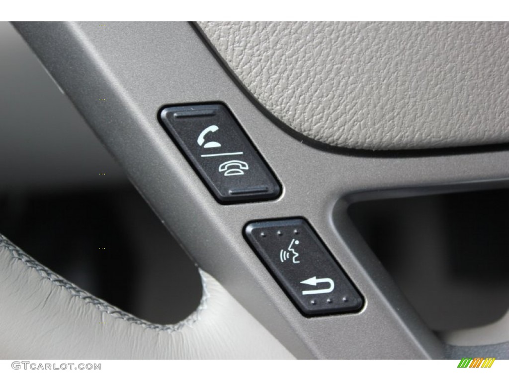 2013 Acura MDX SH-AWD Technology Controls Photo #72485917