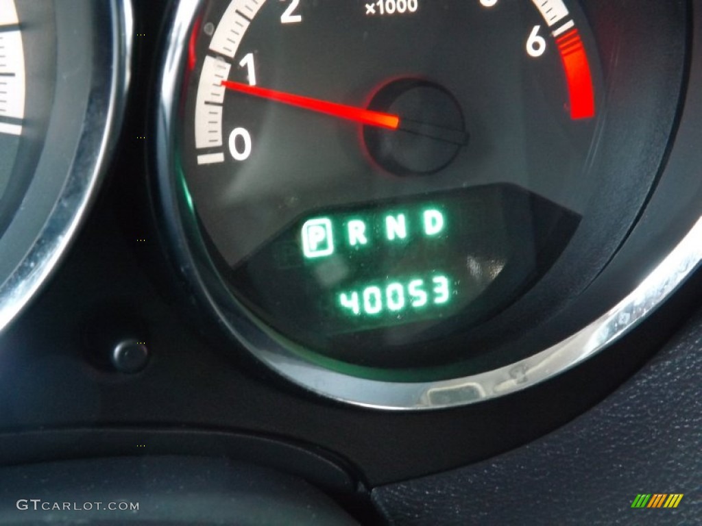 2011 Caliber Mainstreet - Bright White / Dark Slate/Medium Graystone photo #11