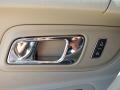 2013 White Platinum Tri-Coat Ford Taurus SEL  photo #11