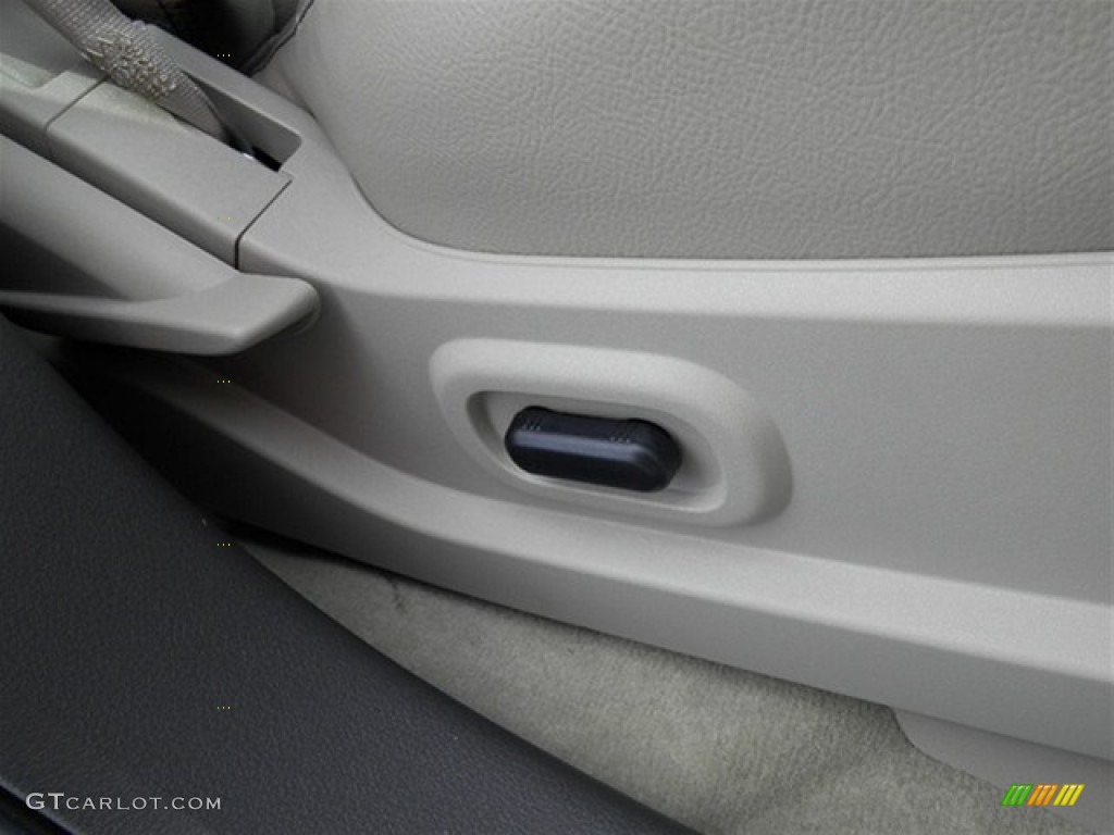 2011 Edge SEL - White Suede / Medium Light Stone photo #24