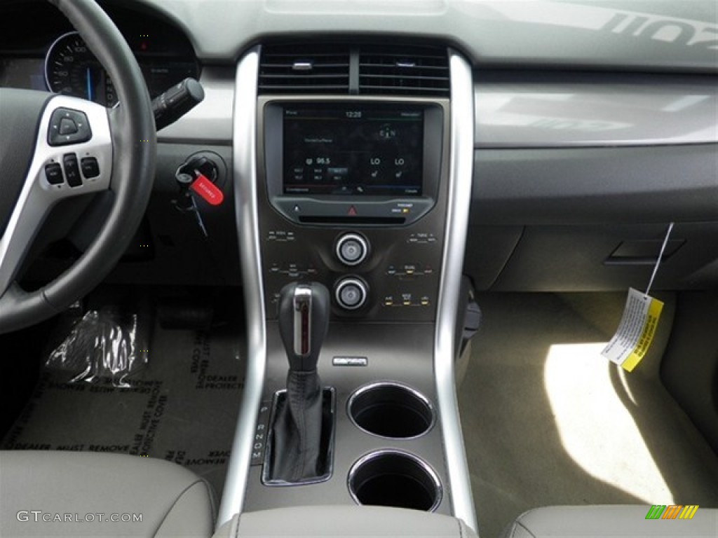 2011 Edge SEL - White Suede / Medium Light Stone photo #40