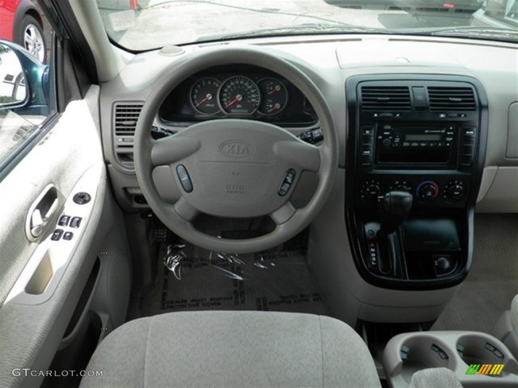 2004 Sedona LX - Dark Green Emerald / Gray photo #29