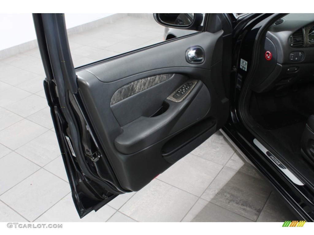 2005 Jaguar S-Type R Charcoal Door Panel Photo #72495334