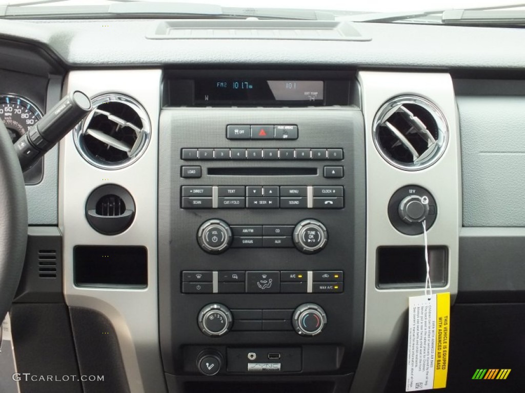 2012 Ford F150 XLT SuperCrew Controls Photo #72496204