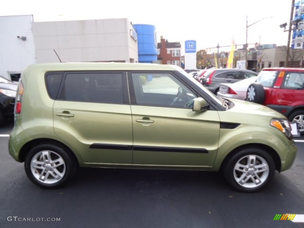 Alien Green 2011 Kia Soul + Exterior Photo #72496783