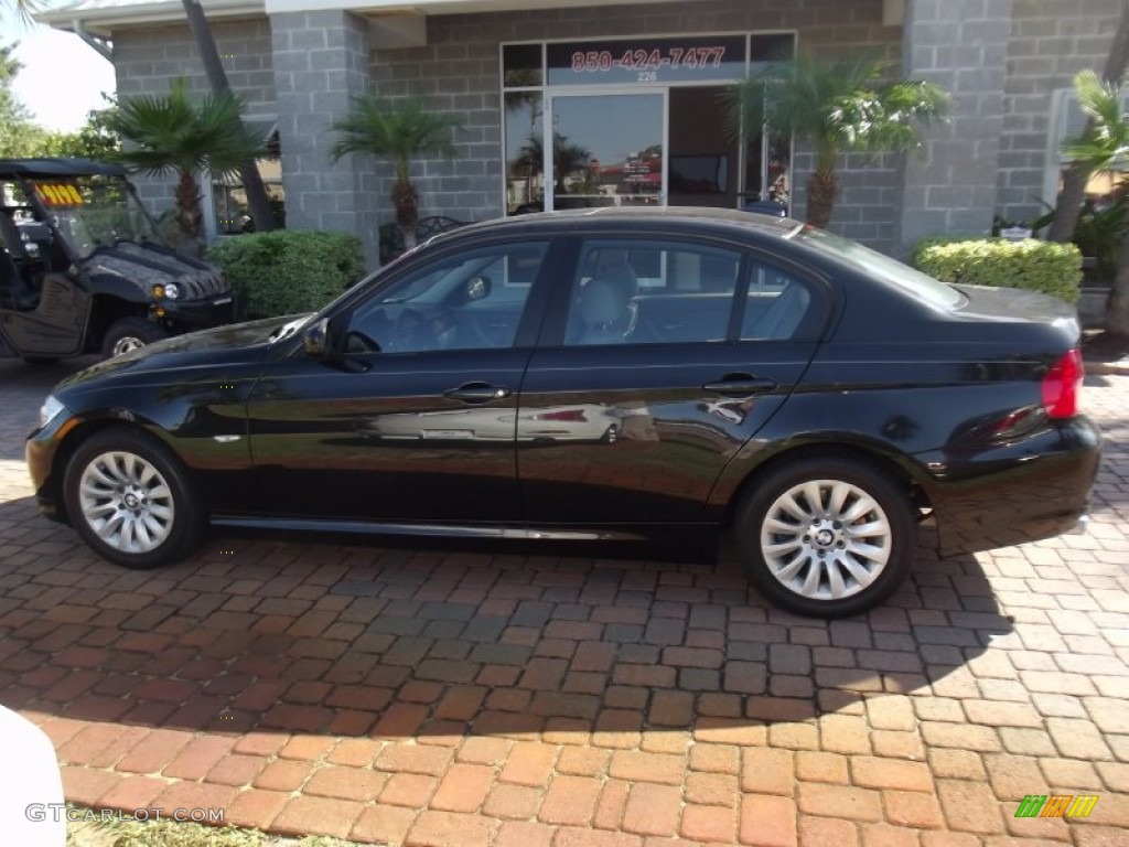 2009 3 Series 328i Sedan - Black Sapphire Metallic / Grey photo #2