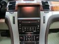 2010 Cadillac Escalade ESV Platinum AWD Controls