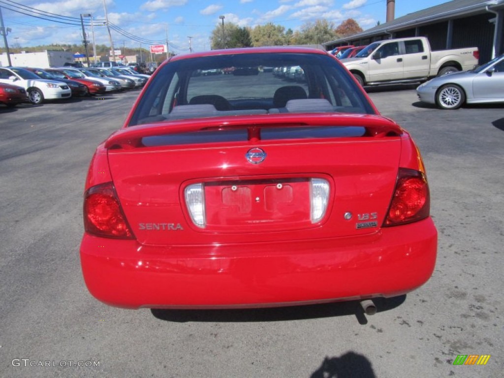 2005 Sentra 1.8 S Special Edition - Code Red / Charcoal photo #4