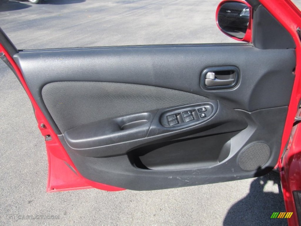 2005 Sentra 1.8 S Special Edition - Code Red / Charcoal photo #8