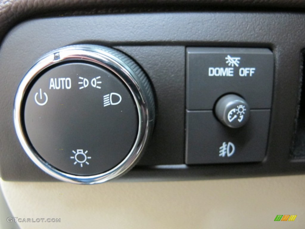 2010 Cadillac Escalade ESV Platinum AWD Controls Photo #72501638