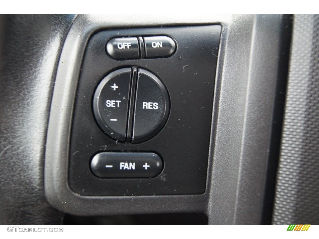 2007 Ford Expedition Limited Controls Photo #72504249