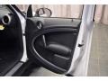 Light White - Cooper S Countryman Photo No. 8