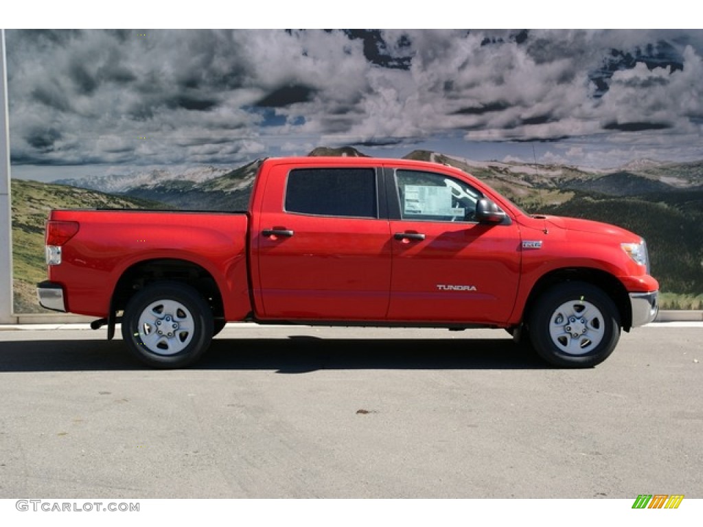 2013 Tundra CrewMax 4x4 - Radiant Red / Graphite photo #2