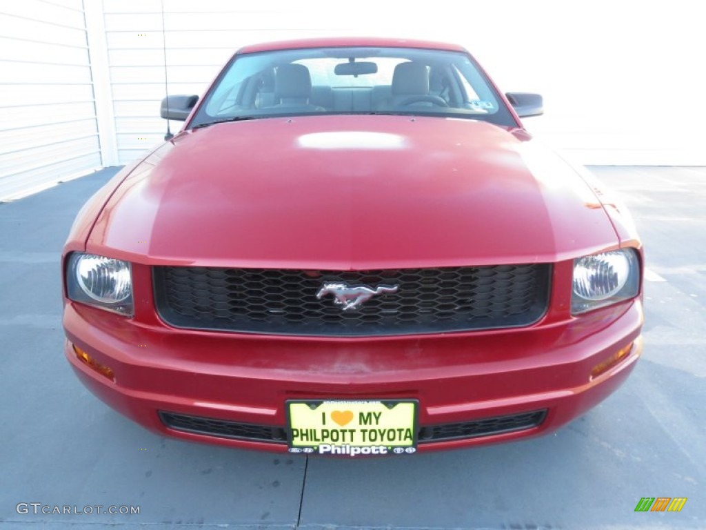 2008 Mustang V6 Deluxe Coupe - Dark Candy Apple Red / Light Graphite photo #7