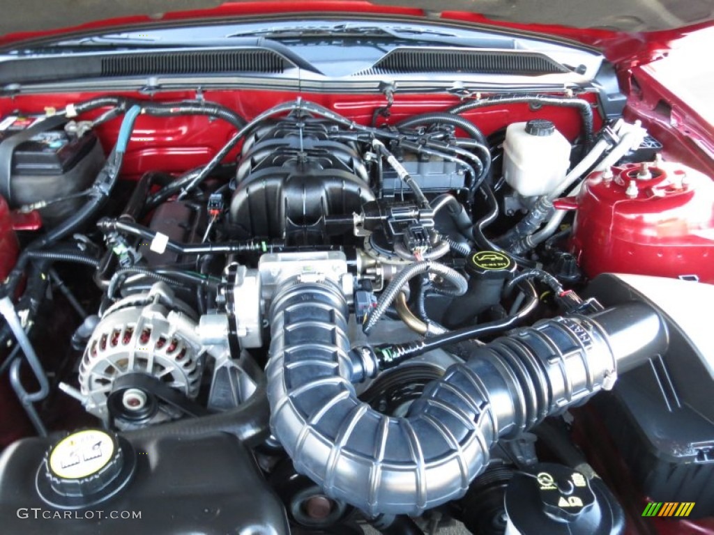 2008 Mustang V6 Deluxe Coupe - Dark Candy Apple Red / Light Graphite photo #22
