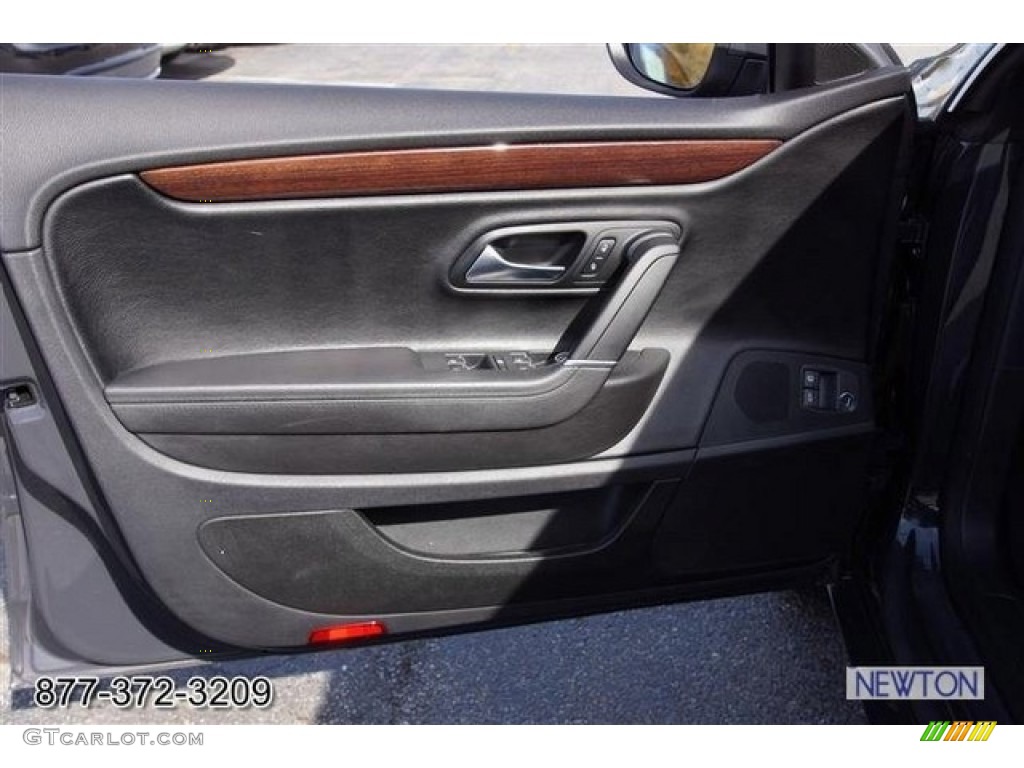 2012 CC Lux - Urano Gray Metallic / Black photo #66