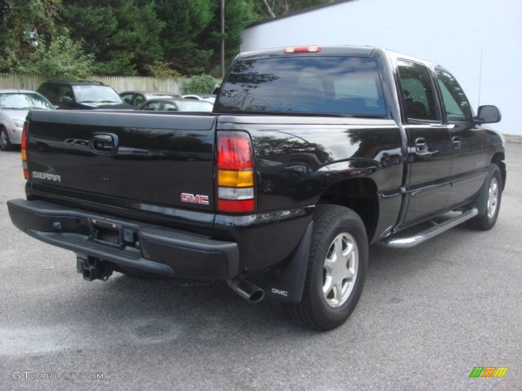 2005 Sierra 1500 Denali Crew Cab AWD - Onyx Black / Sandstone photo #3