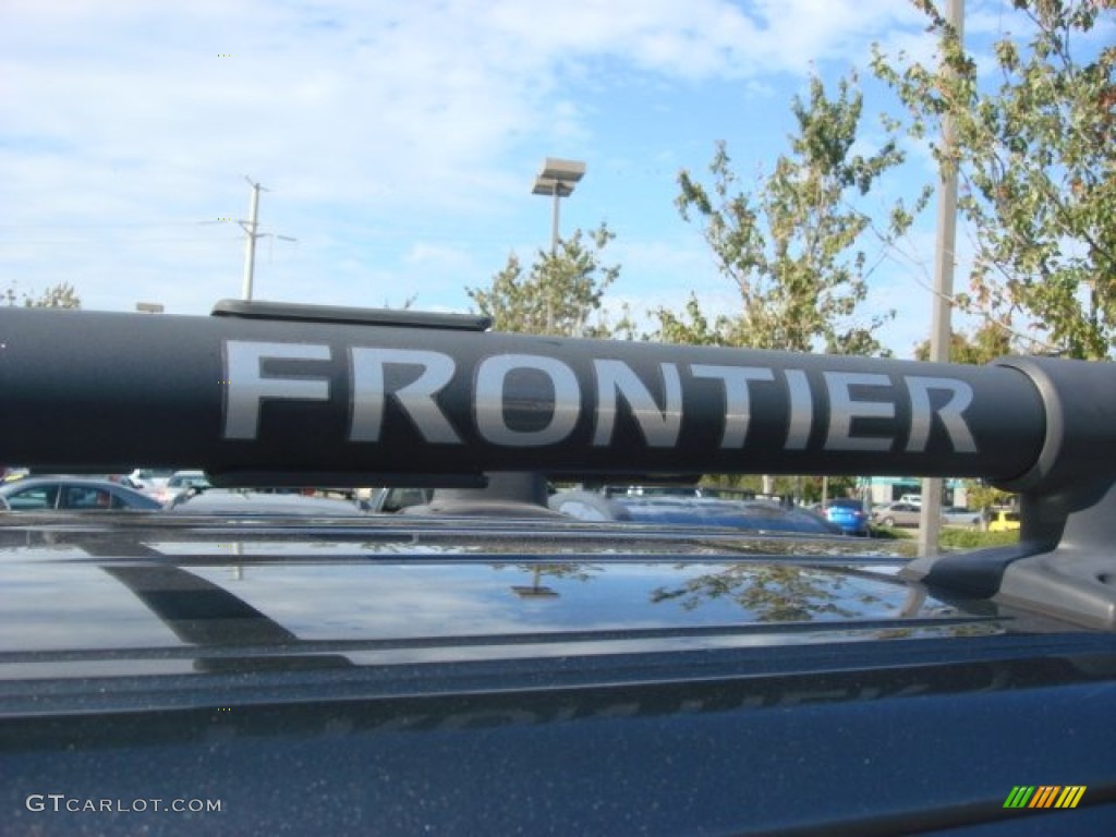 2006 Frontier LE Crew Cab - Storm Gray / Steel photo #23
