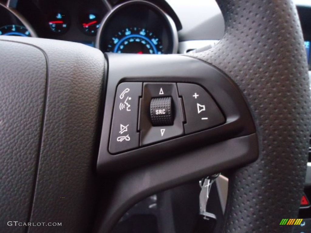 2013 Chevrolet Cruze LS Controls Photo #72514230