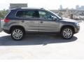 Pepper Gray Metallic - Tiguan SE 4Motion Photo No. 4