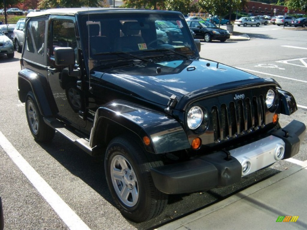 Black Jeep Wrangler